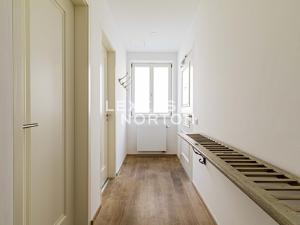 Pronájem bytu 2+kk, Praha - Nové Město, Jungmannova, 73 m2