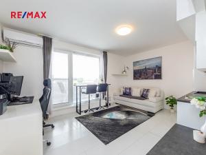 Prodej bytu 1+kk, Hostivice, Ječná, 34 m2