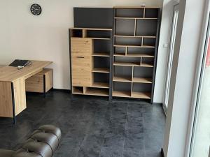 Pronájem obchodního prostoru, Liberec, Tanvaldská, 70 m2