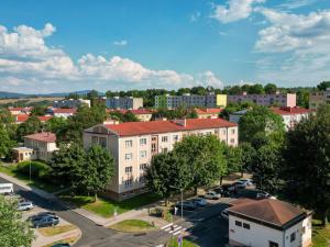 Prodej bytu 2+1, Ostrov, Mánesova, 71 m2