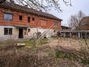 Prodej rodinného domu, Osečany, 388 m2