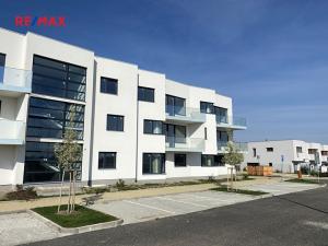 Prodej bytu 1+kk, Praha - Dolní Počernice, Černodolská, 35 m2