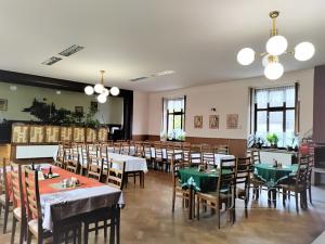 Pronájem restaurace, Písek, Hradiště, 415 m2