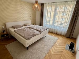 Pronájem bytu 3+kk, Praha - Vinohrady, Sámova, 120 m2