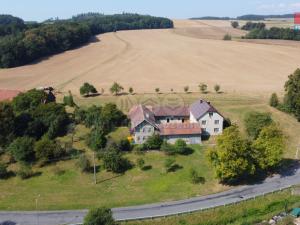 Prodej zemědělské usedlosti, Jindřichov, 260 m2