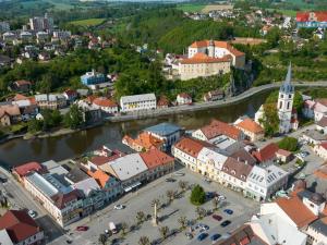 Prodej činžovního domu, Ledeč nad Sázavou, Husovo náměstí, 333 m2