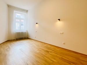 Pronájem bytu 3+kk, Praha - Holešovice, Ovenecká, 74 m2