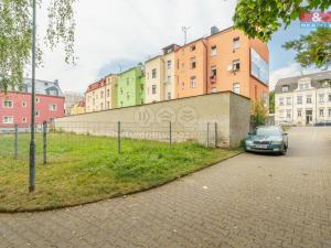 Prodej bytu 4+1, Karlovy Vary - Dvory, Chebská, 85 m2