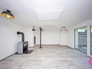 Prodej rodinného domu, Dolany, 320 m2