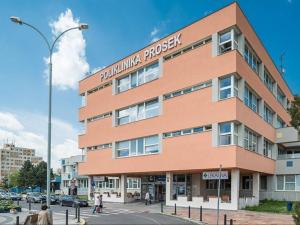 Prodej bytu 2+kk, Praha - Prosek, Nad Krocínkou, 59 m2