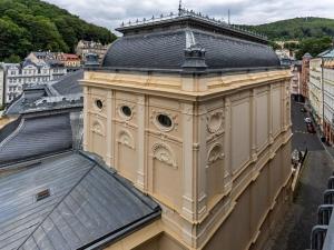 Prodej bytu 3+kk, Karlovy Vary, Divadelní náměstí, 100 m2