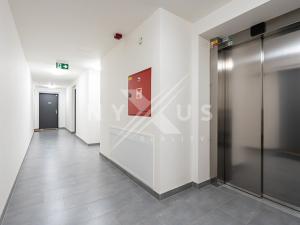 Pronájem bytu 2+kk, Praha - Vysočany, Smržových, 52 m2