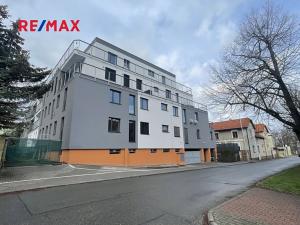 Pronájem bytu 1+kk, Kladno, Vrchlického, 37 m2