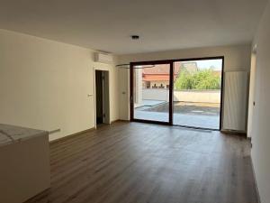 Pronájem bytu 3+kk, Praha - Prosek, Prosecká, 91 m2