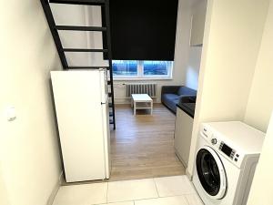 Pronájem bytu 1+kk, Praha - Radotín, Vrážská, 28 m2