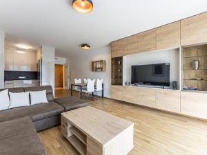 Pronájem bytu 3+kk, Praha - Vokovice, K Červenému vrchu, 92 m2