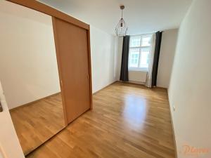 Pronájem bytu 2+kk, Praha - Staré Město, Národní, 67 m2