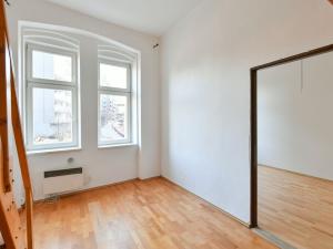 Pronájem bytu 3+kk, Praha - Žižkov, Lupáčova, 47 m2