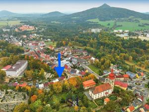 Prodej činžovního domu, Mimoň, Nádražní, 240 m2