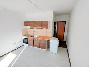 Pronájem bytu 2+kk, Louny, Slovenského národního povstání, 35 m2