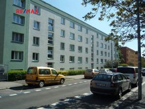 Pronájem bytu 2+1, Praha - Žižkov, Na vrcholu, 54 m2