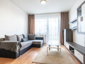 Pronájem bytu 1+kk, Praha - Horní Měcholupy, Hornoměcholupská, 33 m2