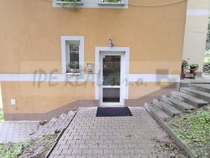 Pronájem bytu 1+1, Kladno, Na Stráni, 35 m2