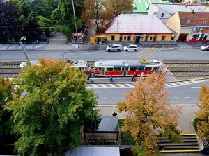 Pronájem komerční nemovitosti, Praha - Strašnice, 321 m2