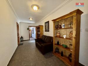 Prodej komerční nemovitosti, Štramberk, Náměstí, 950 m2