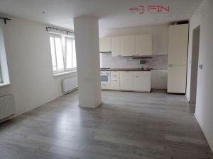 Pronájem bytu 2+kk, Kladno - Kročehlavy, Josefa Čapka, 59 m2