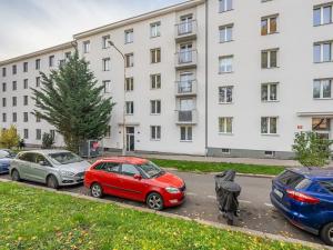 Prodej bytu 2+1, Praha - Vysočany, Poštovská, 62 m2