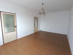 Prodej bytu 3+1, Studená, Komenského, 82 m2