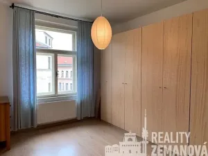 Pronájem bytu 3+1, Praha - Žižkov, Seifertova, 98 m2