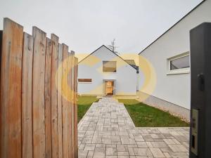 Prodej rodinného domu, Vrchlabí, Pražská, 401 m2