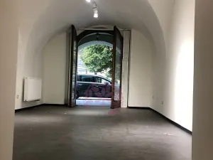 Pronájem obchodního prostoru, Praha - Staré Město, Uhelný trh, 42 m2