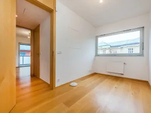 Pronájem bytu 5+kk, Praha - Dejvice, Kolejní, 125 m2