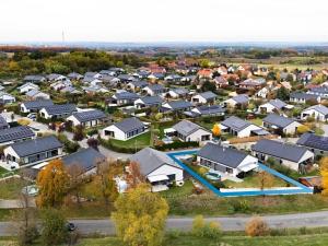 Prodej rodinného domu, Čakovičky, V Jamkách, 121 m2