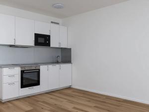 Pronájem bytu 1+kk, Praha - Hloubětín, Laponská, 34 m2