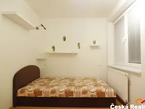 Pronájem bytu 2+kk, Praha - Modřany, Semická, 42 m2