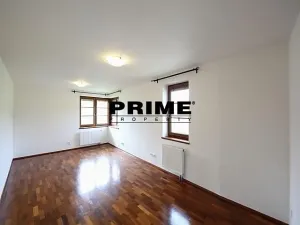 Pronájem vily, Praha - Nebušice, Spojová, 410 m2