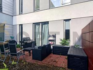 Prodej bytu 2+kk, Praha - Prosek, Trmická, 55 m2