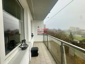 Prodej bytu 2+kk, Praha - Kobylisy, Třebenická, 48 m2