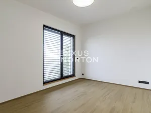 Pronájem rodinného domu, Praha - Stodůlky, Ke Koh-i-nooru, 300 m2