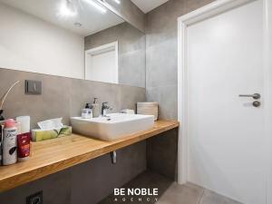 Prodej komerční nemovitosti, Praha - Dejvice, Kolejní, 89 m2