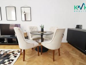 Pronájem bytu 1+kk, Karlovy Vary, Sadová, 49 m2