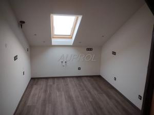 Prodej bytu 2+kk, Praha - Hloubětín, Konzumní, 60 m2