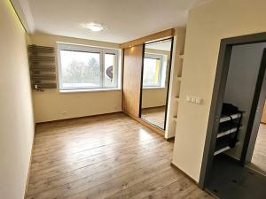 Pronájem bytu 4+1, Chomutov, Kamenný vrch, 77 m2