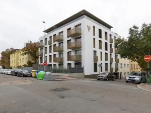 Pronájem bytu 2+kk, Praha - Žižkov, V domově, 44 m2