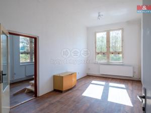 Prodej výrobních prostor, Horní Planá, 2704 m2