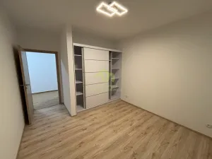 Pronájem bytu 2+kk, Plzeň, Rubínová, 69 m2